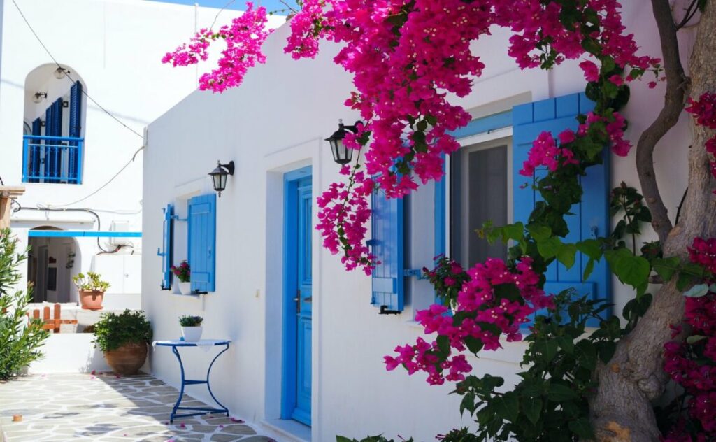 A Beginners Guide to Island Hopping in Greece