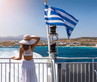 A Beginners Guide to Island Hopping in Greece