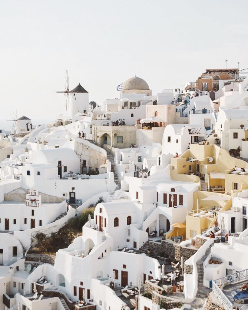 A Beginners Guide to Island Hopping in Greece