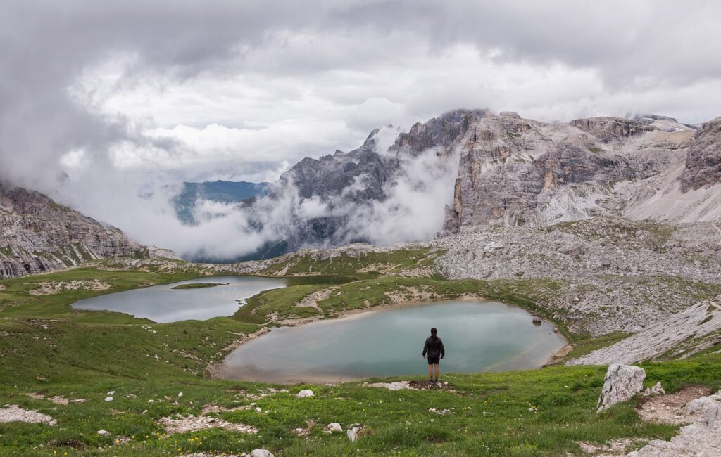 Discover the Hidden Beauty: The Best Hiking Trails in the Greek Islands