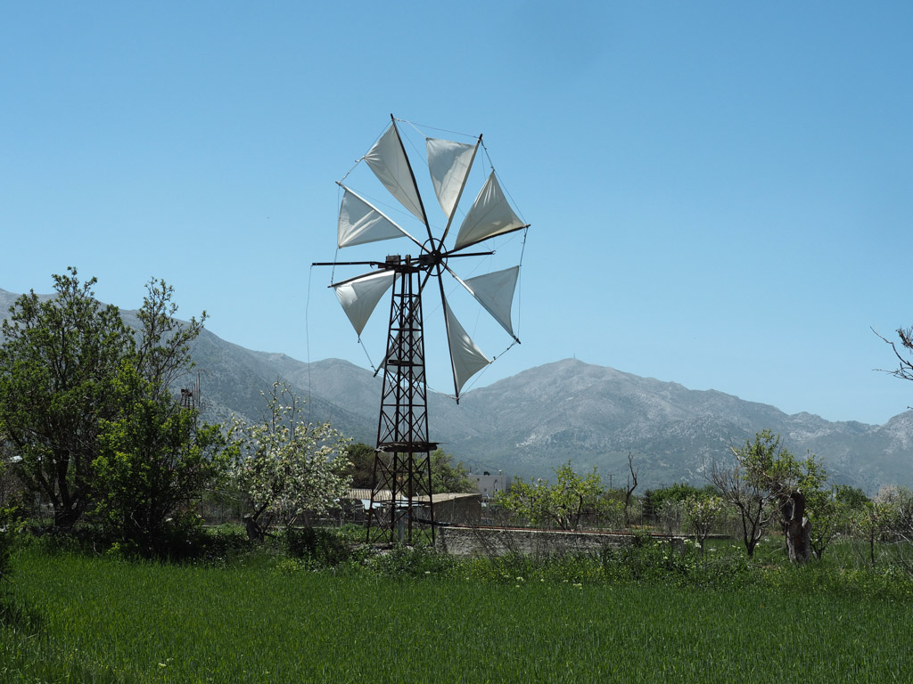 Discovering the Enchanting Beauty of the Iconic Windmills on the Greek Islands