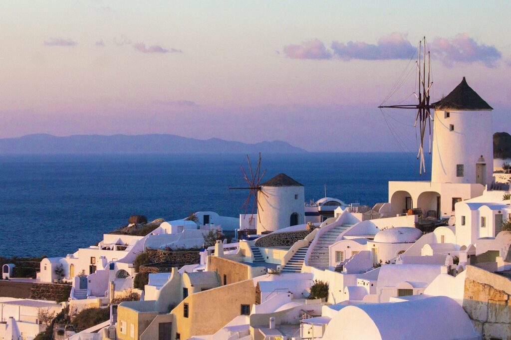 Exploring the Enchanting Lighthouses of the Greek Islands