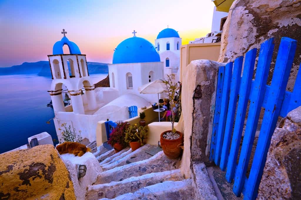 Top Romantic Getaways in the Greek Islands