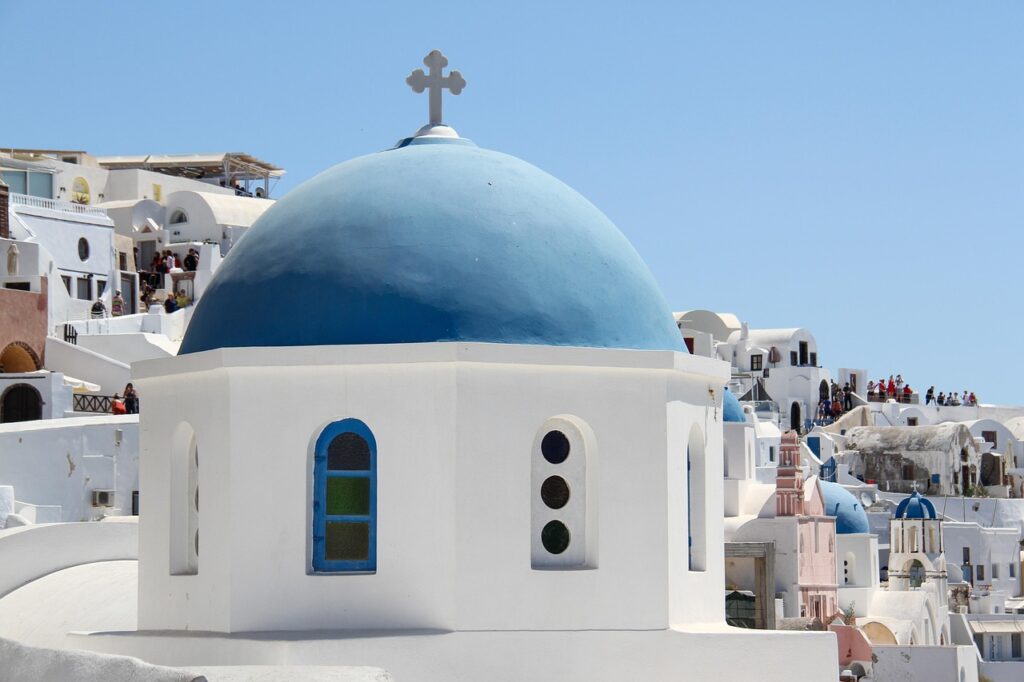 A Taste of Santorini: Exploring the Greek Islands through Wine Tasting