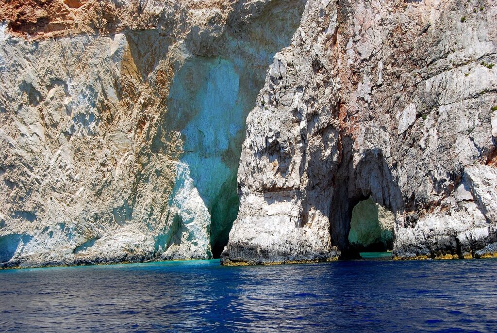 Uncover the Hidden Gems: Discovering the Lesser-Known Islands of Greece